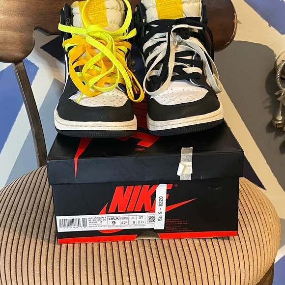 Air Jordan 1 hi OG men’s 9 - Picture 2 of 4